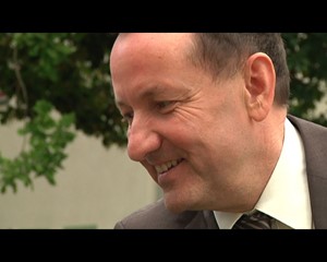 Ministerportrait Holger Poppenh�ger