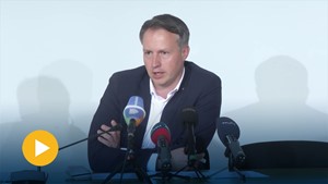 �Das darf nicht passieren�: Andreas B�hl, Vorsitzender der CDU-Fraktion im Th�ringer Landtag, in der Landespressekonferenz 