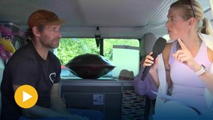 Zwischen B�hne und Bildungsarbeit: Anja im Gespr�ch mit Andi Schulze aus Erfurt
